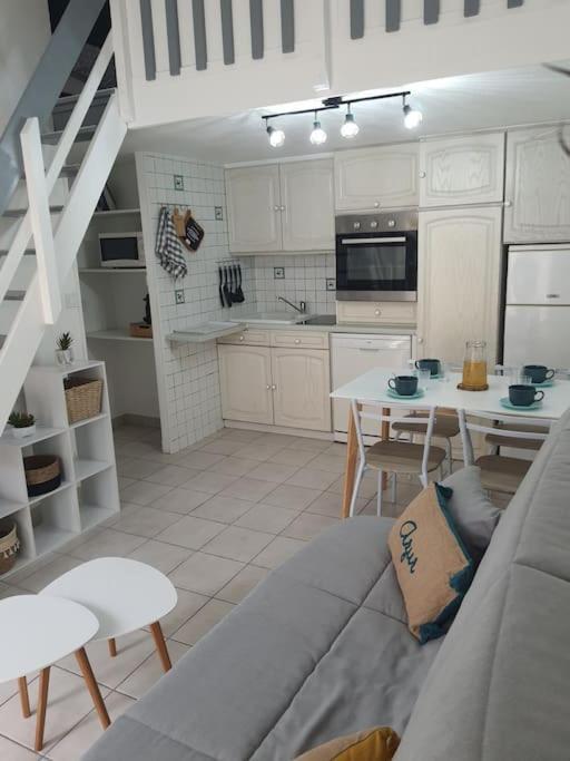 A 500 M De La Plage, Tout Confort Avec Wifi Le Barcarès Exterior foto